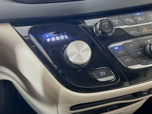 2019 Chrysler Pacifica Touring L Plus - Photo 23