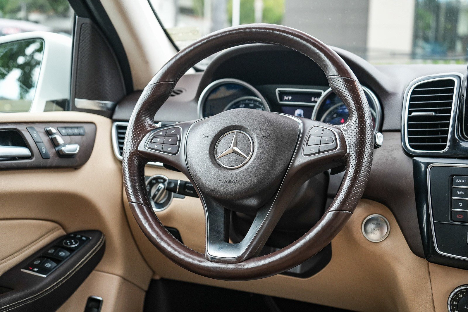 Used 2018 Polar White Mercedes-Benz 350 image 14