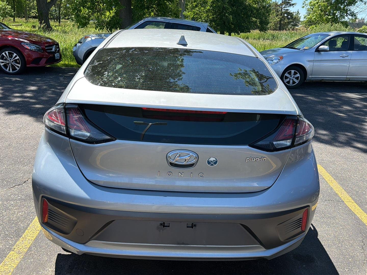 Used 2020 Stellar Silver Hyundai SEL image 5