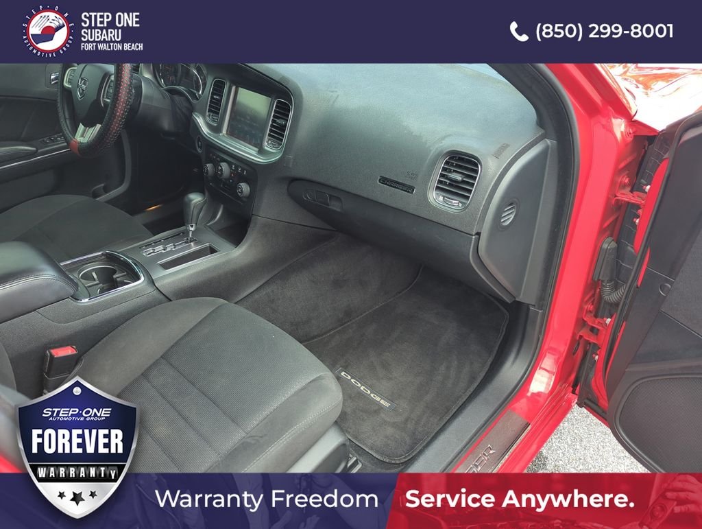 Used 2014 Red Dodge R/T image 33