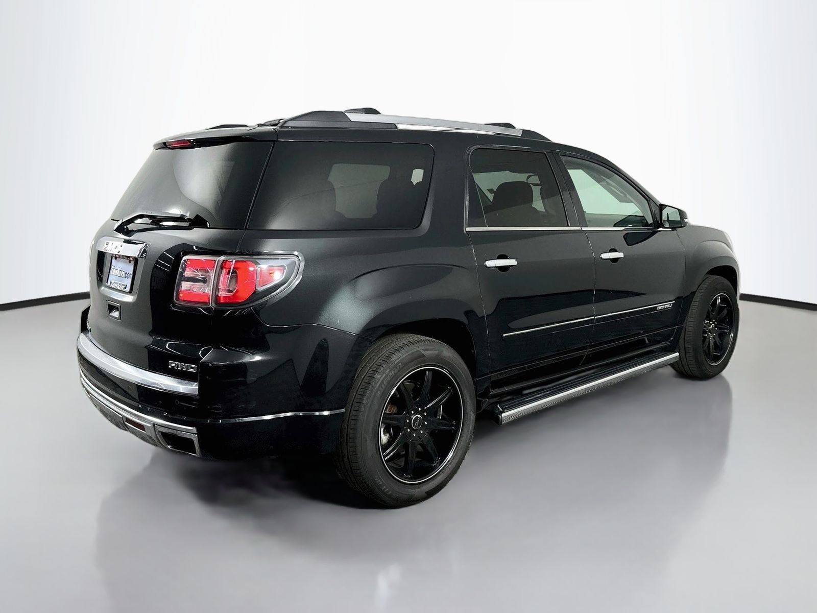 Used 2015 Carbon Black Metallic GMC Denali image 8