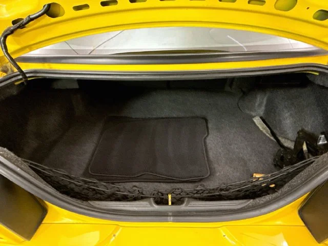 Used 1995 Yellow Ford  image 22