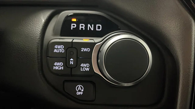 New 2026 Diamond Black Crystal Pearl-Coat Exterior Paint RAM Big Horn/Lone Star image 19