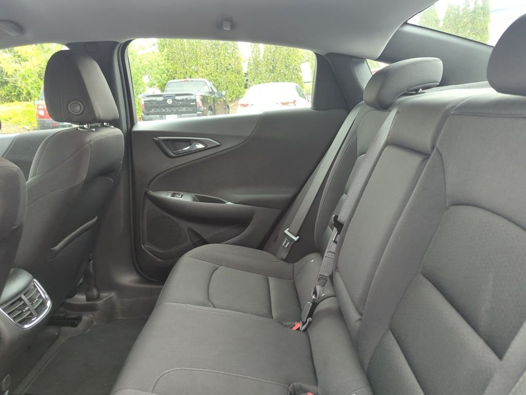 Used 2024 Gray Chevrolet LT image 18