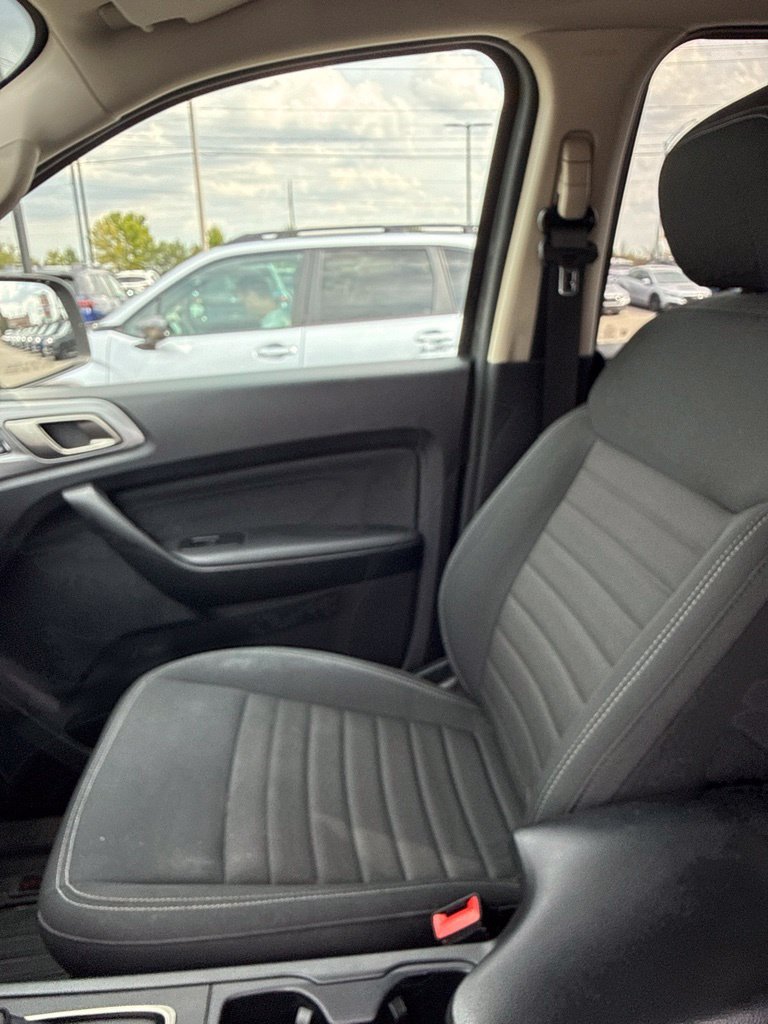 Used 2020 Magnetic Ford XLT image 30
