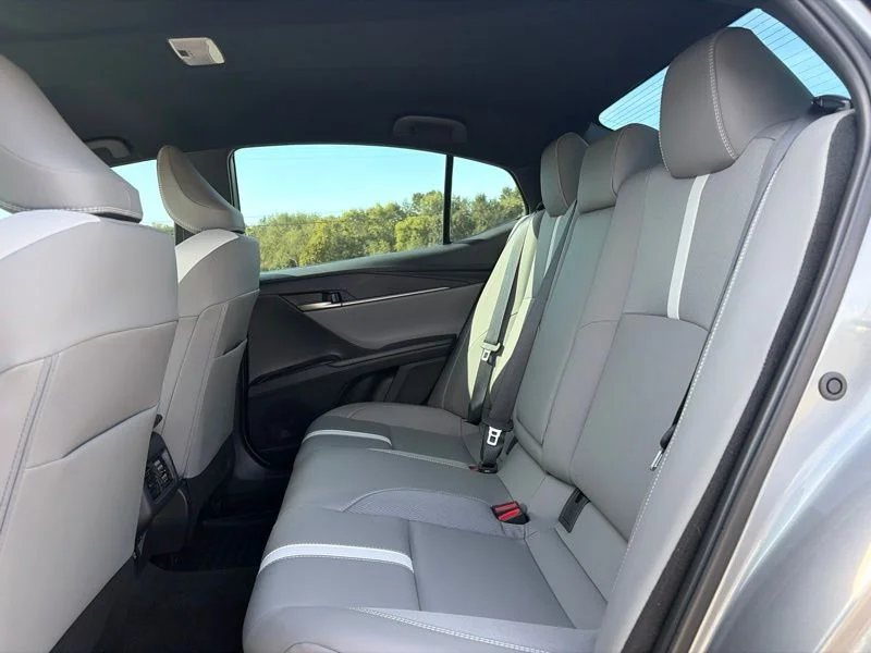 Used 2025  Toyota SE image 12