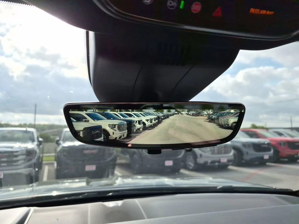 2026 GMC Sierra EV Elevation - Photo 28