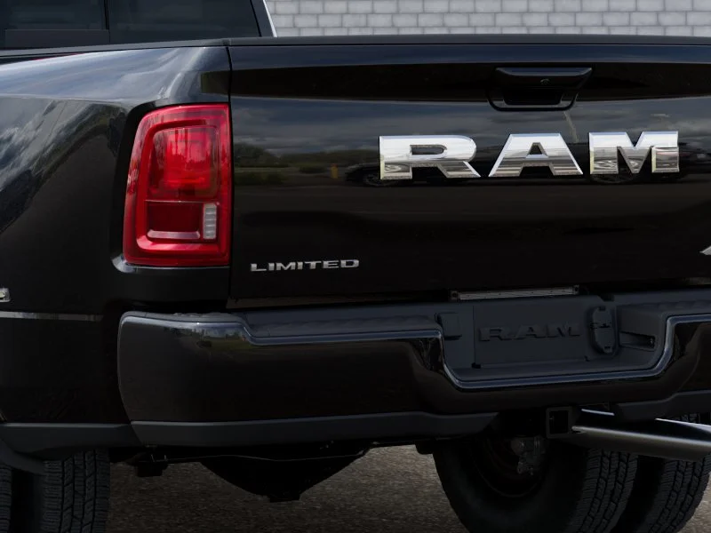 New 2026 Diamond Black Crystal Pearlcoat Ram Limited image 13