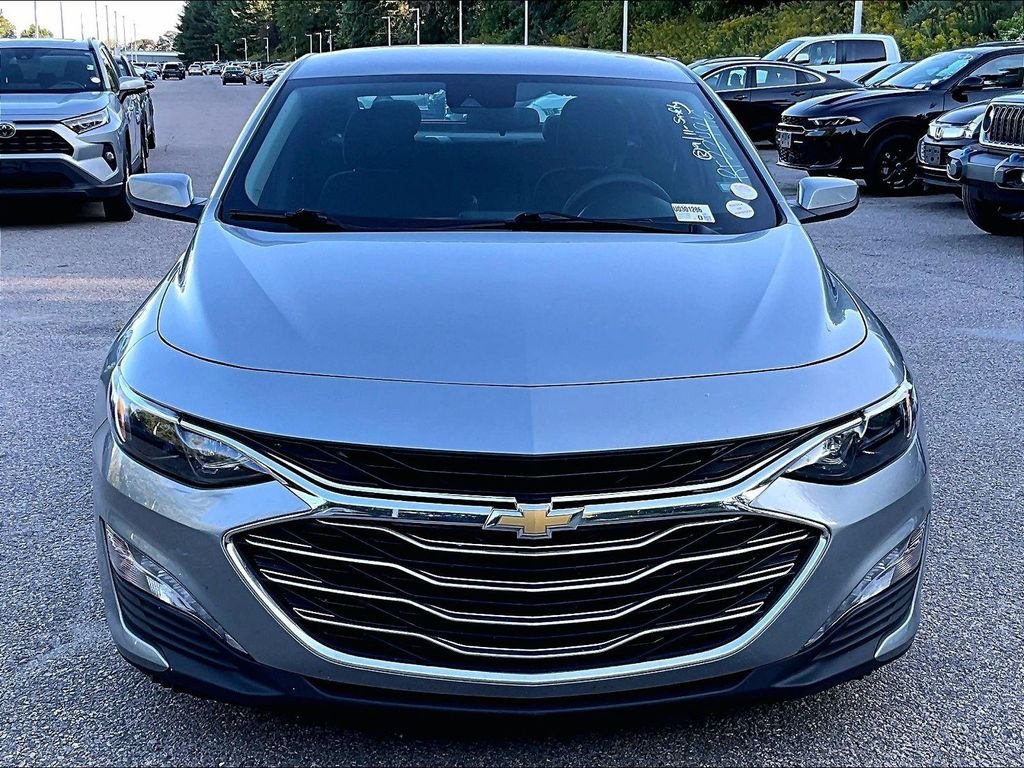 Used 2024 Gray Chevrolet LT image 2