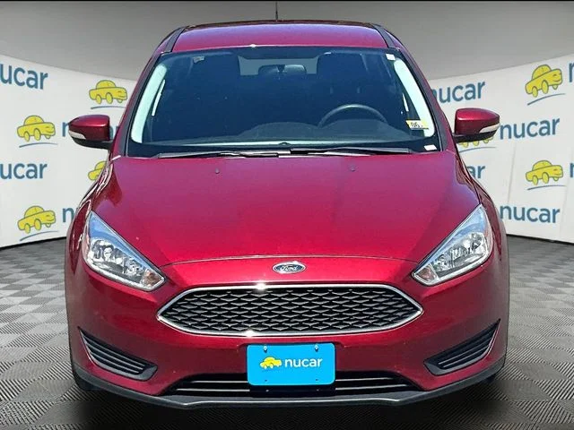 Used 2015 Red Ford SE image 3