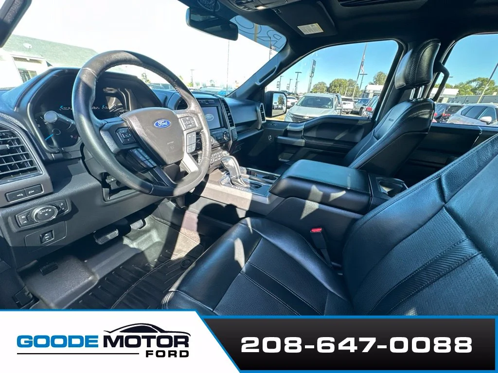 Used 2017 White Ford XLT image 9