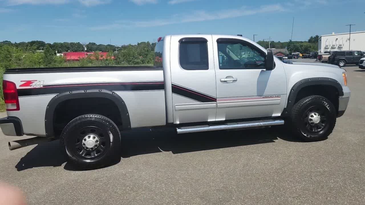 Used 2012 Quicksilver Metallic GMC SLT image 9