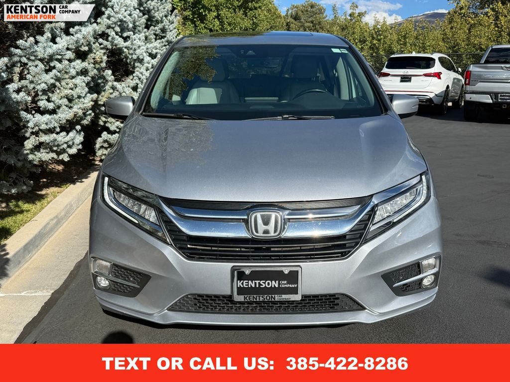 2019 Honda Odyssey Elite photo 2
