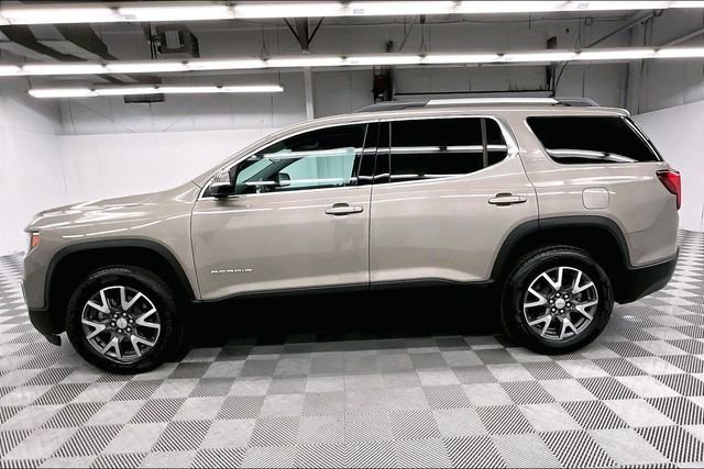 Used 2023 Light Stone Metallic GMC SLE image 14