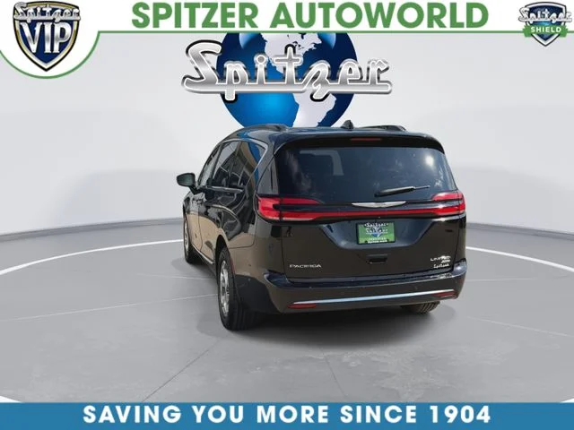 Used 2023 Black Chrysler Limited image 8