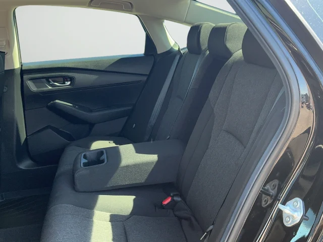 Used 2025 Black Honda SE image 20