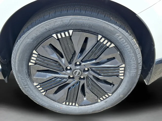 2026 Nissan Murano Platinum - Photo 17