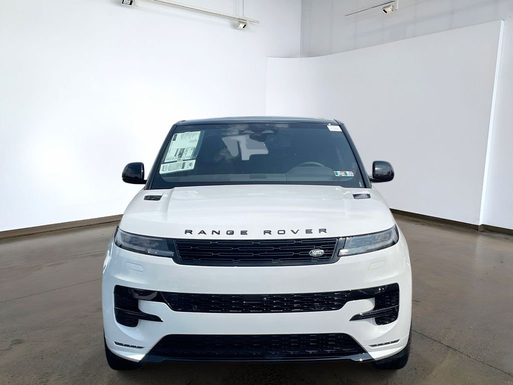New 2026 Fuji White Land Rover Dynamic SE image 2