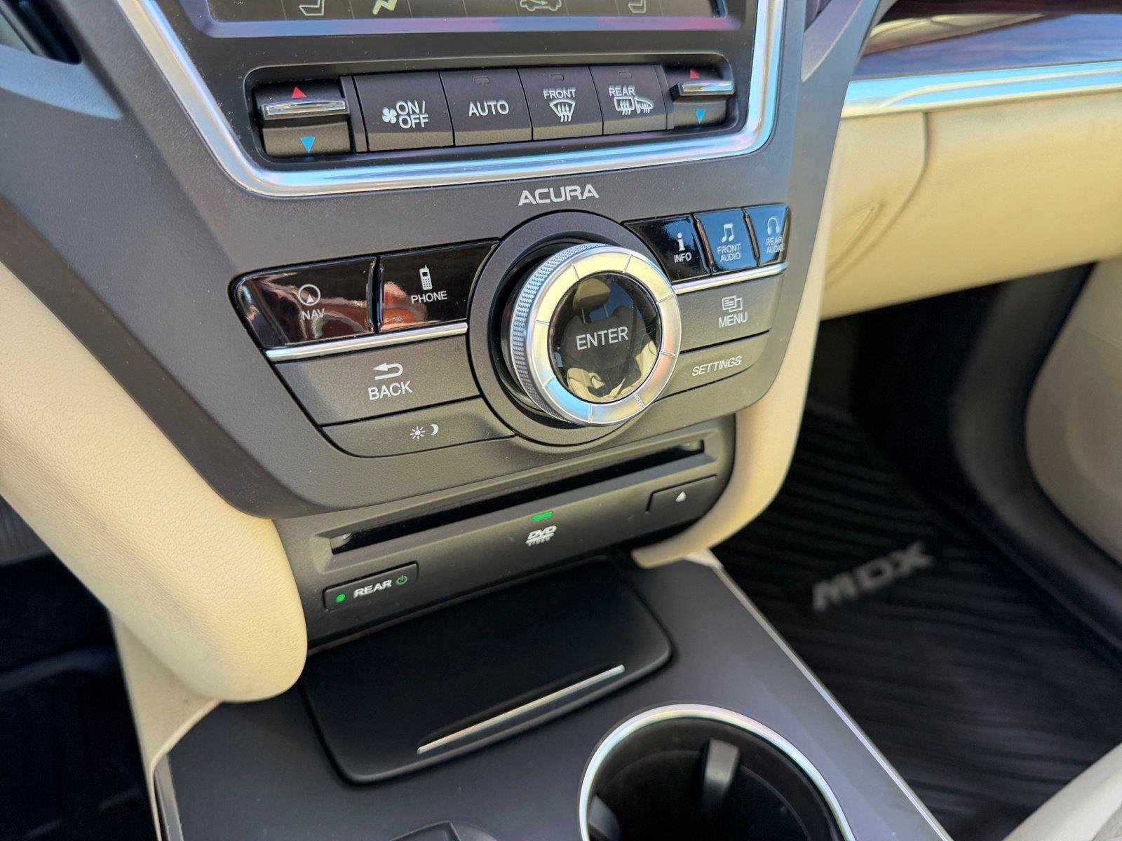 2016 Acura MDX Advance and Entertainment Package - Photo 23