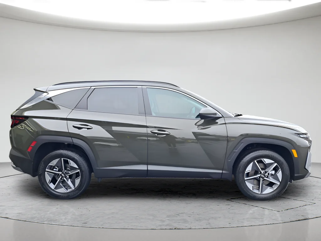 New 2026 Green Hyundai SEL image 6