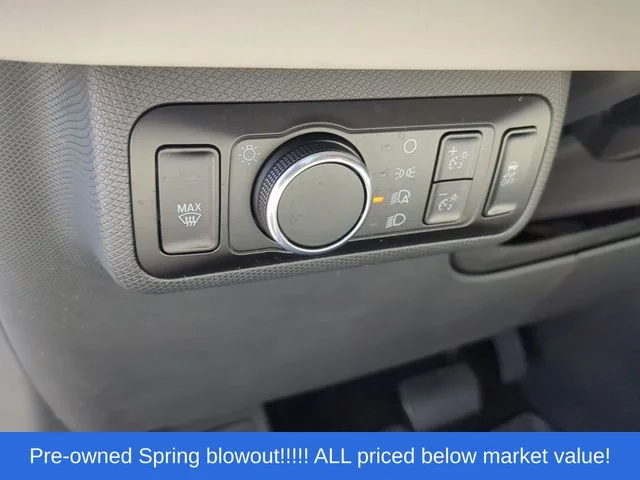 Used 2023 White Ford Premium image 27