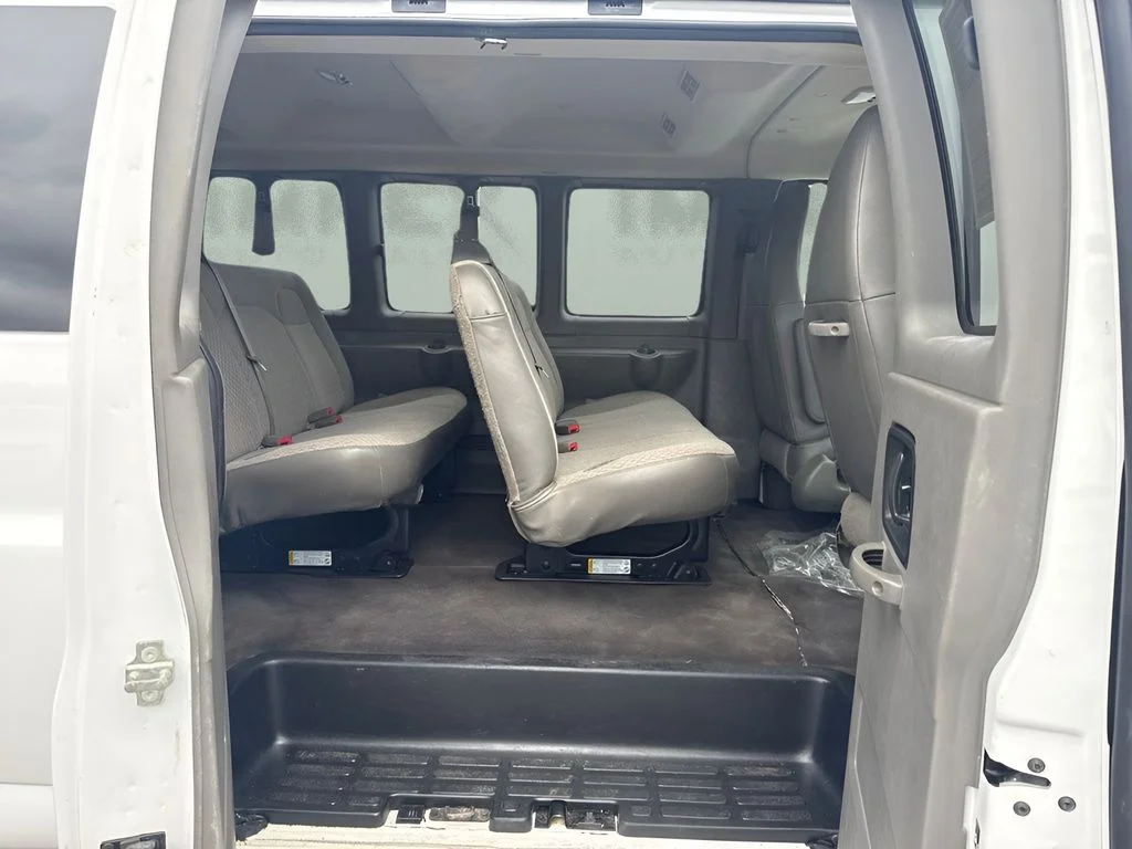 Used 2025 White Chevrolet LS image 19