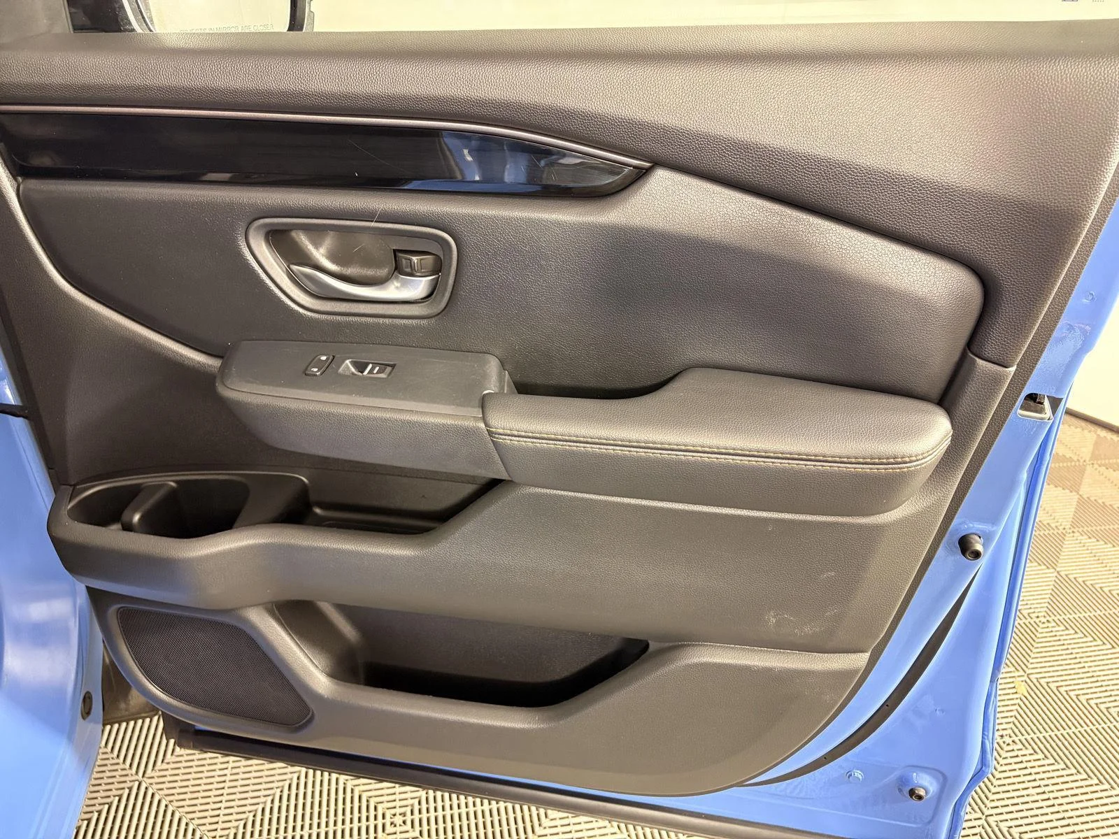 Used 2024 Diffused Sky Blue Pearl Honda TrailSport image 24