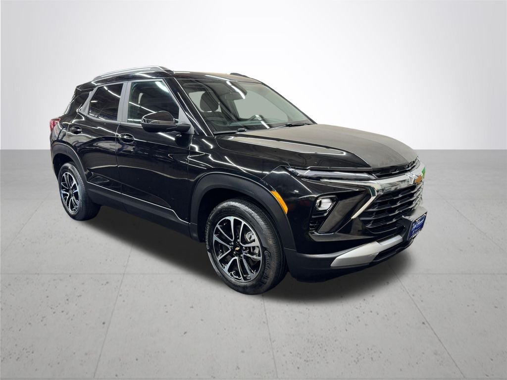 Used 2025 Black Metallic Chevrolet LT image 9
