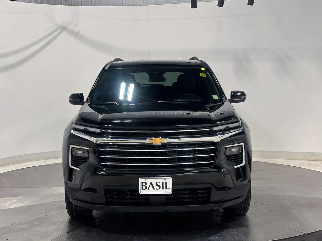 Used 2026 Mosaic Black Metallic Chevrolet LT image 9