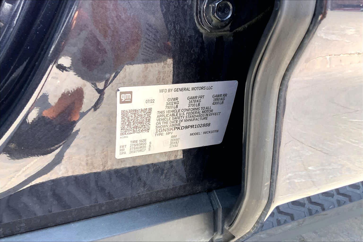 Used 2023 Dark Ash Metallic Chevrolet Z71 image 35