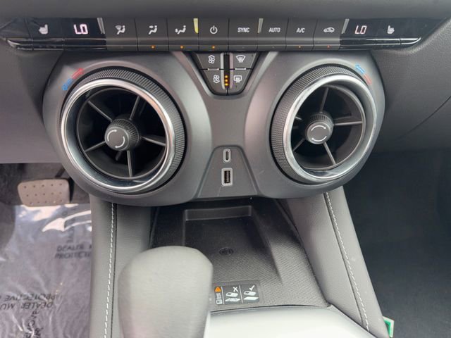 Used 2024 Sterling Gray Metallic Chevrolet 2LT image 27