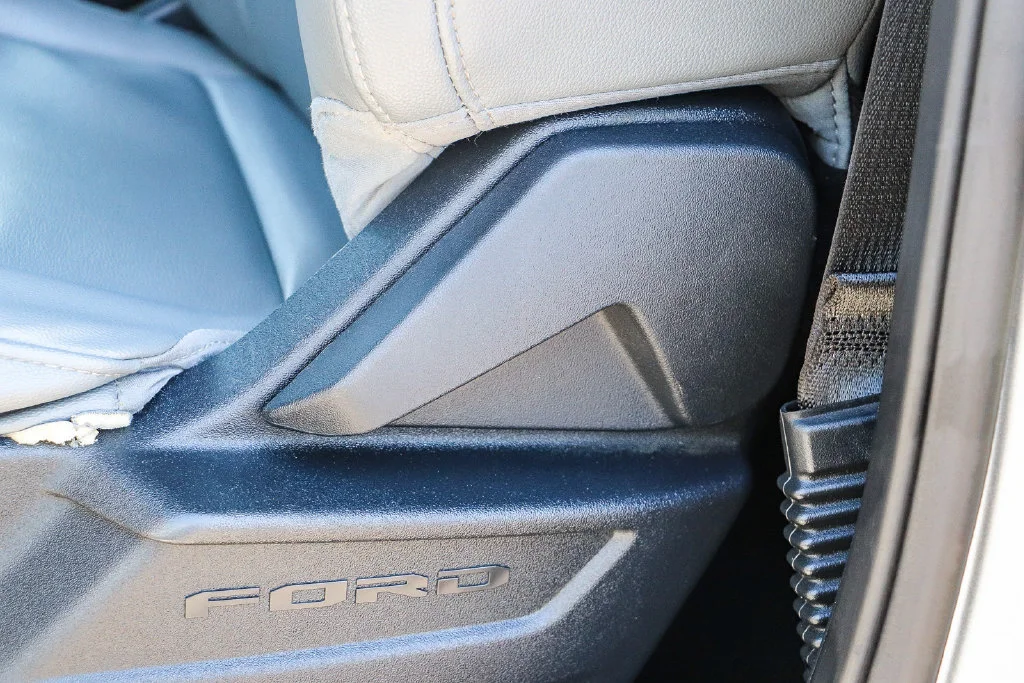 Used 2024 Silver Ford XL image 22