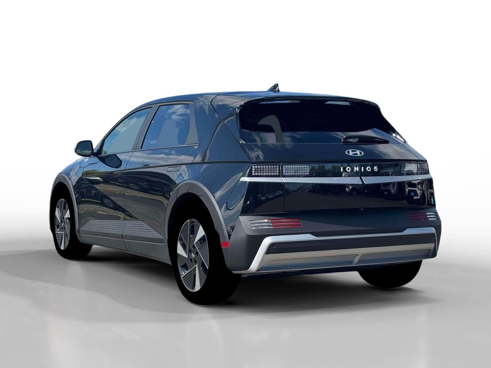 New 2026 Abyss Black Hyundai SEL image 5