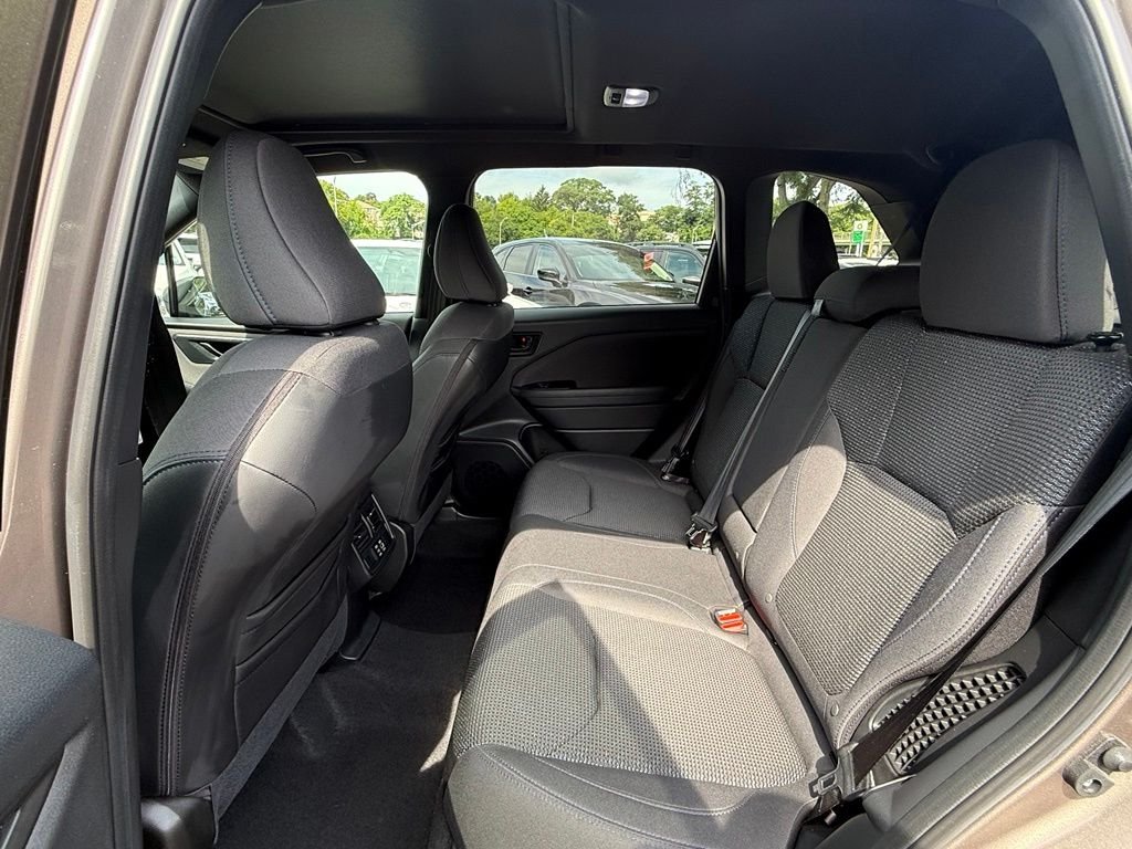 Used 2025 Brown Subaru Premium image 22