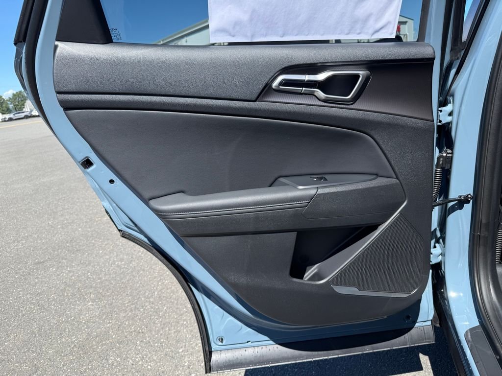 New 2026 Heritage Blue Kia EX image 25