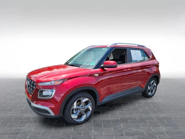 Used 2024 Red Hyundai SEL image 3
