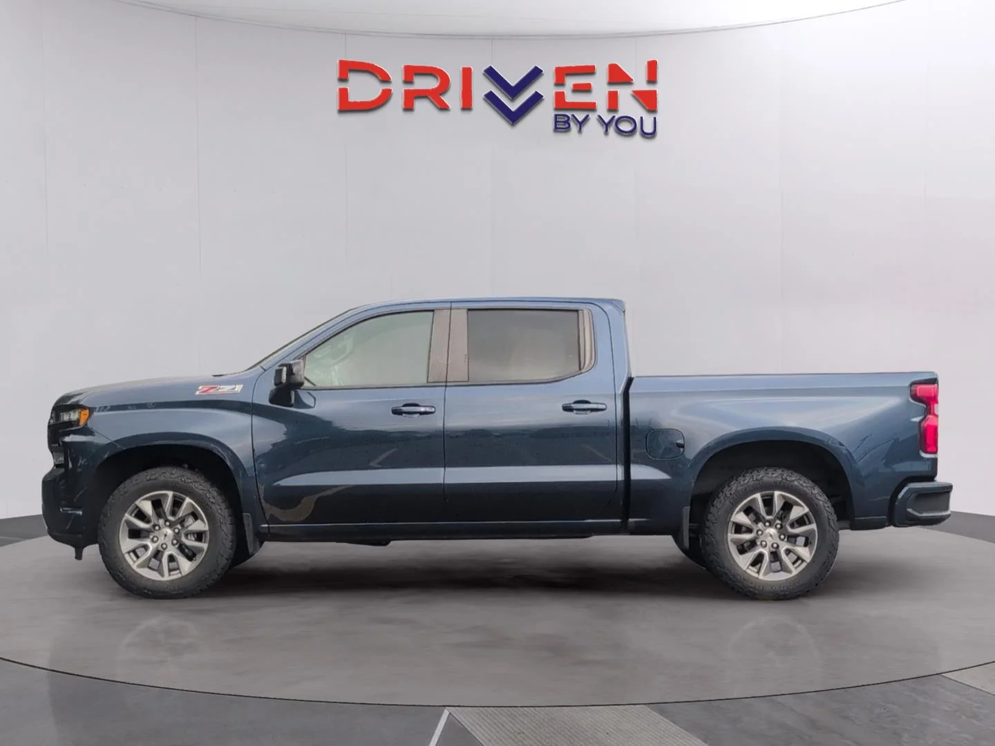 Used 2020 NORTHSKY BLUE METALLIC Chevrolet RST image 2