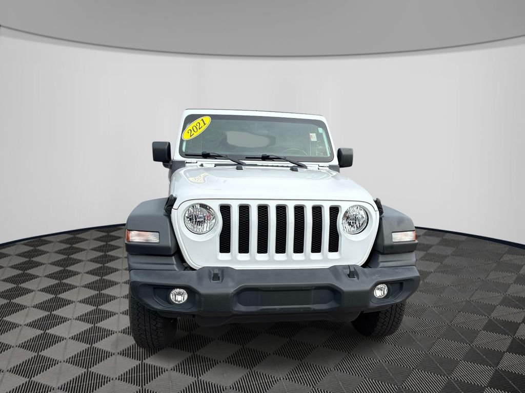 Used 2021 White Jeep Unlimited Sport S image 2