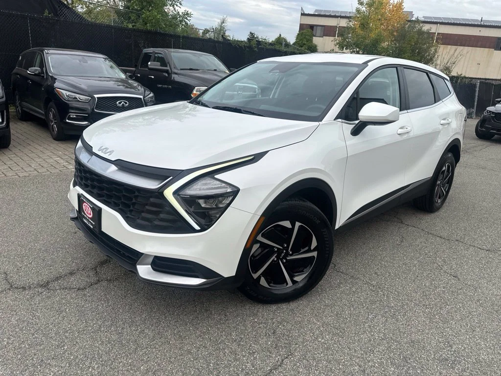 Used 2023 White Kia LX image 1