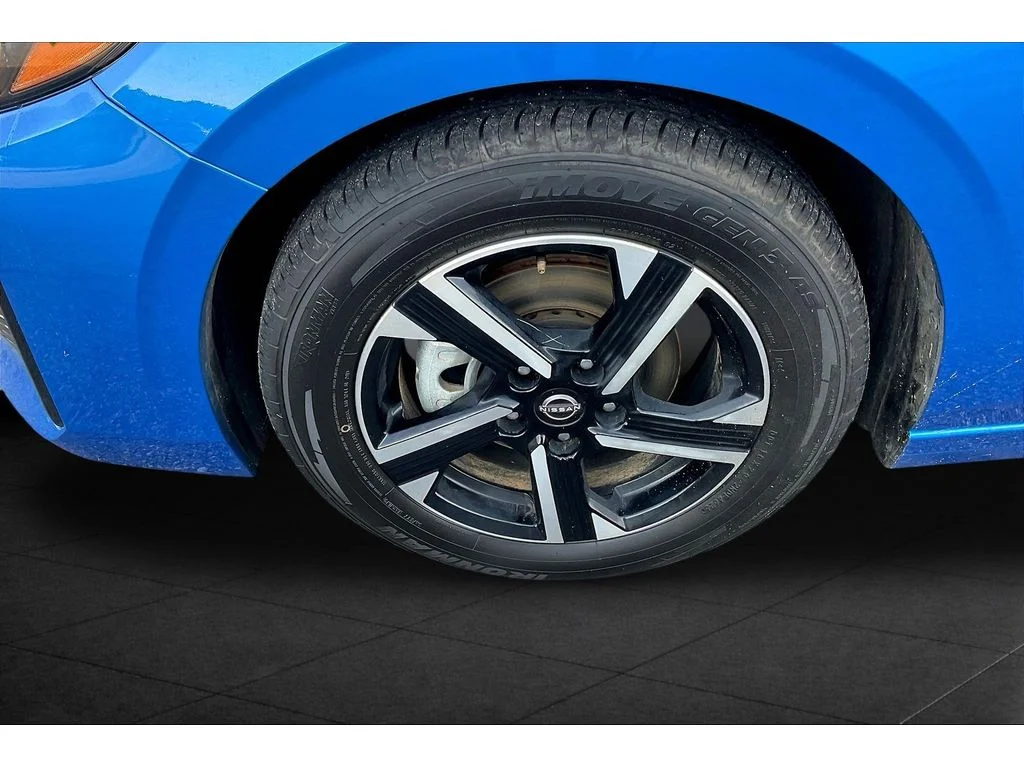Used 2025 Blue Nissan SV image 7