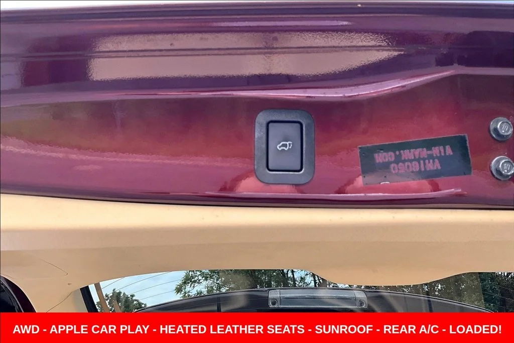 Used 2019 Red Toyota XLE image 28