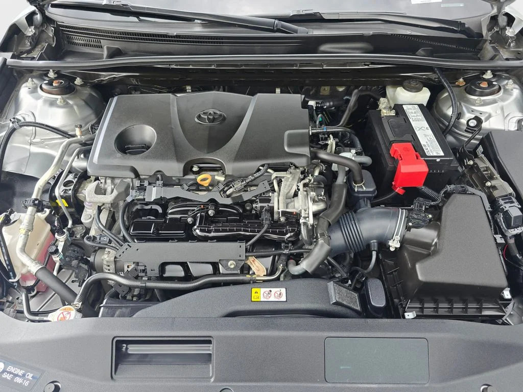 Used 2019 Silver Toyota LE image 31