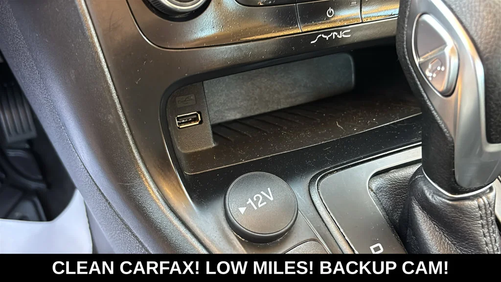 Used 2018 White Ford SE image 18