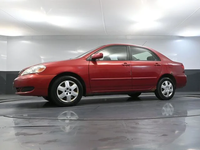 Used 2007 Red Toyota LE image 45