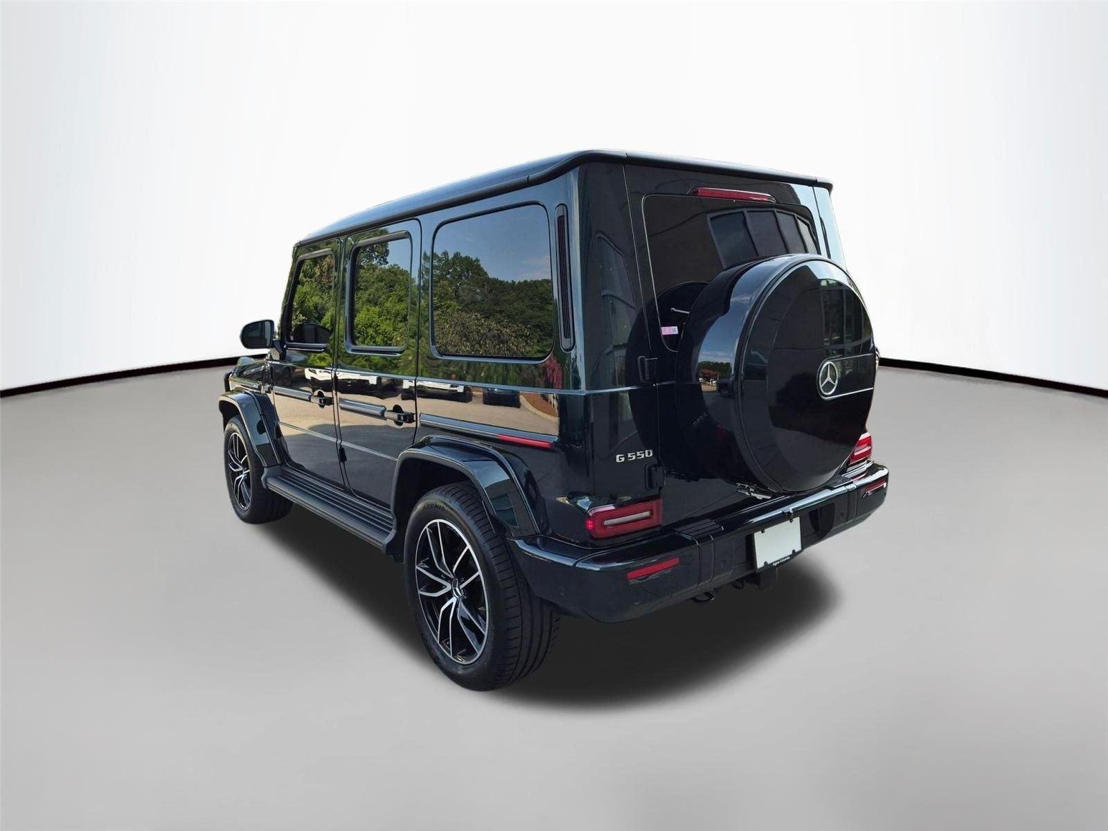 Used 2025  Mercedes-Benz G 550 image 7