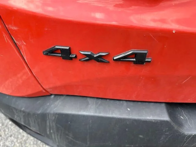 Used 2019 Orange Jeep Latitude image 14