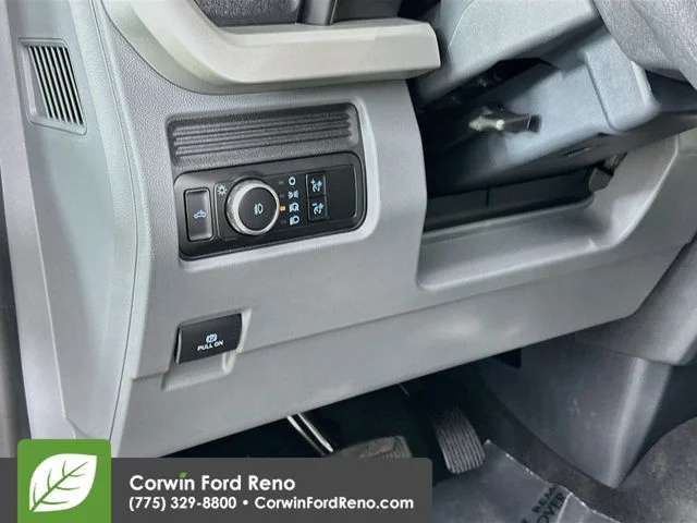New 2026 Oxford White Ford XL image 11