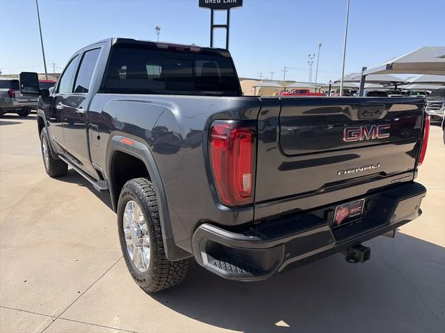 Used 2021 Green GMC Denali image 5