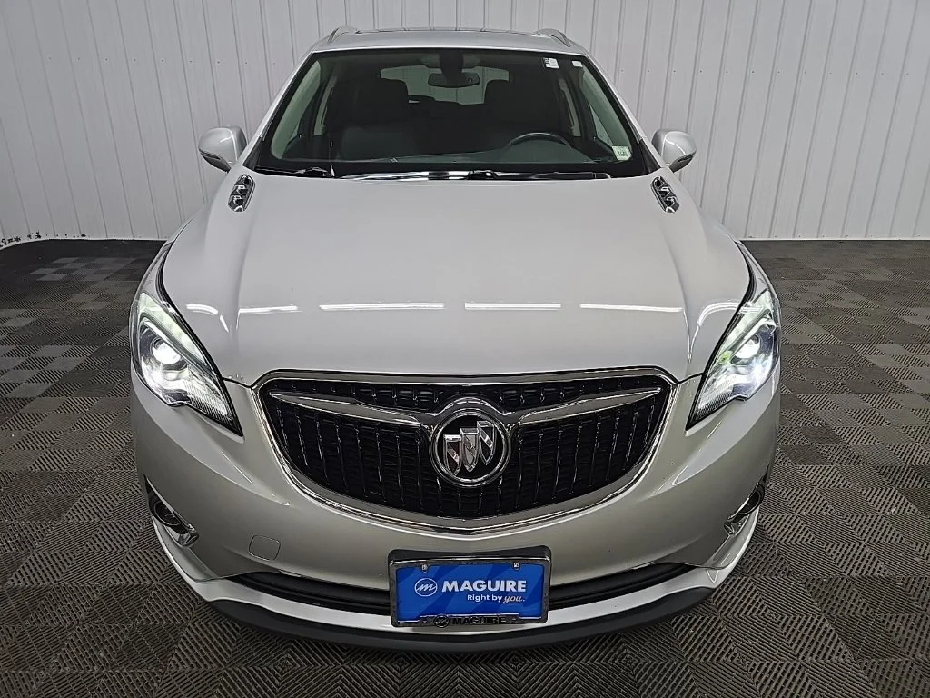 Used 2019 Silver Buick Essence image 8