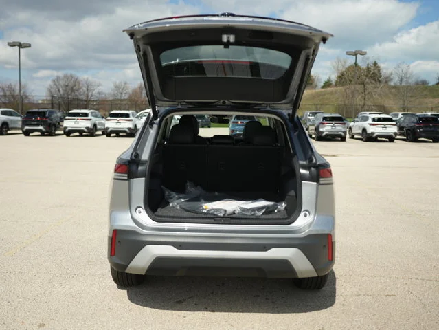 New 2026 Pyrite Silver Metallic Volkswagen 2.0T SE image 7